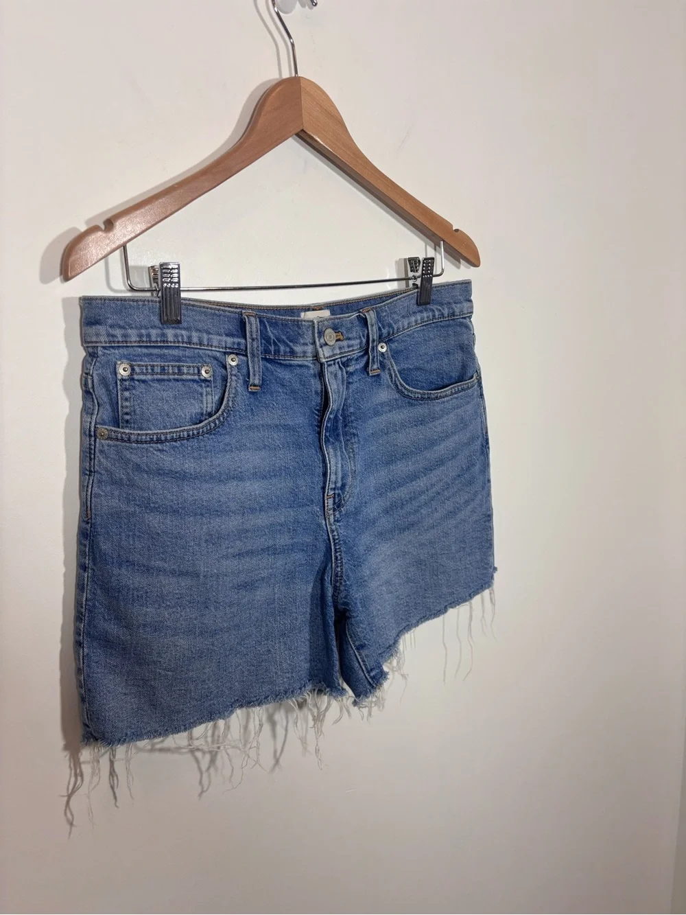 J Crew High-rise denim short in Juniper wash Size 29 BF379 Raw Hem